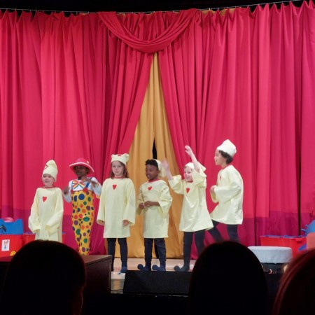 van Laetitia  9 - Toneelvereniging Plankenkoorts 